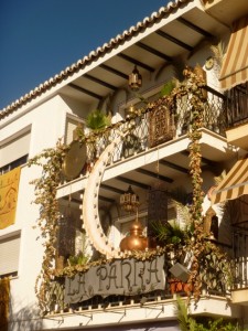 Balcon decorado en Guaro