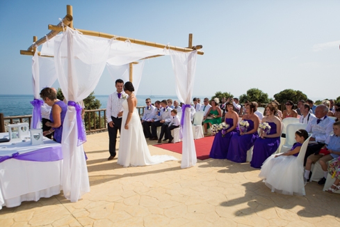 Wedding ceremony at Sunset Beach Club 