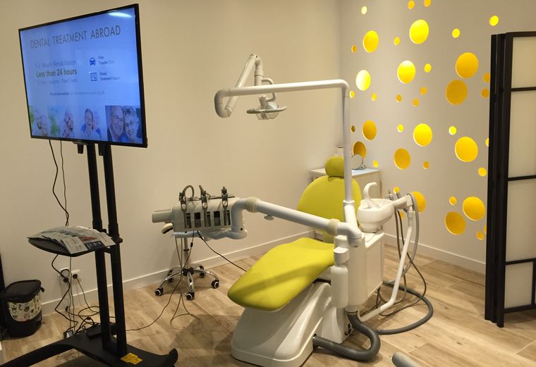 New dental clinic at Sunset Beach Club