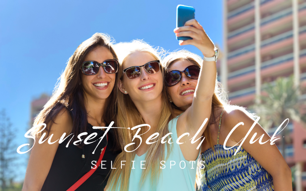 Beach Selfie Poses - Carian Lemon8