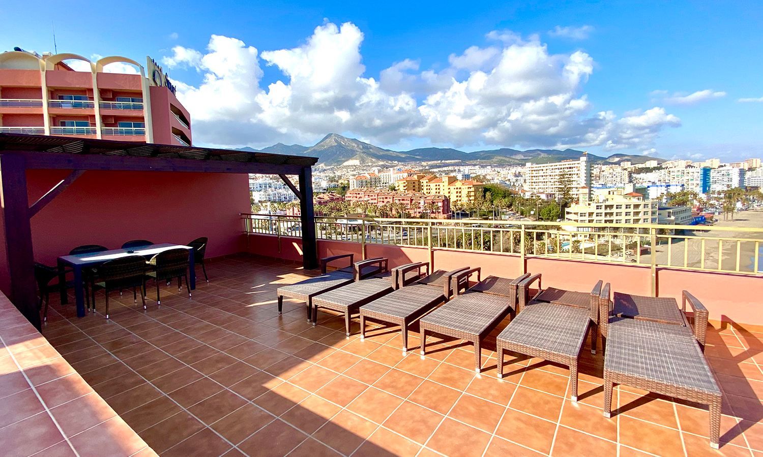 2 Bedroom Penthouse - Roof Terrace