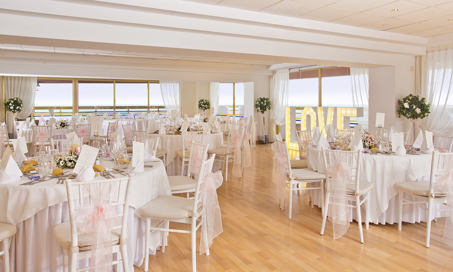 sala Málaga, banquet room, weddings, celebrations, benalmadena, blessing