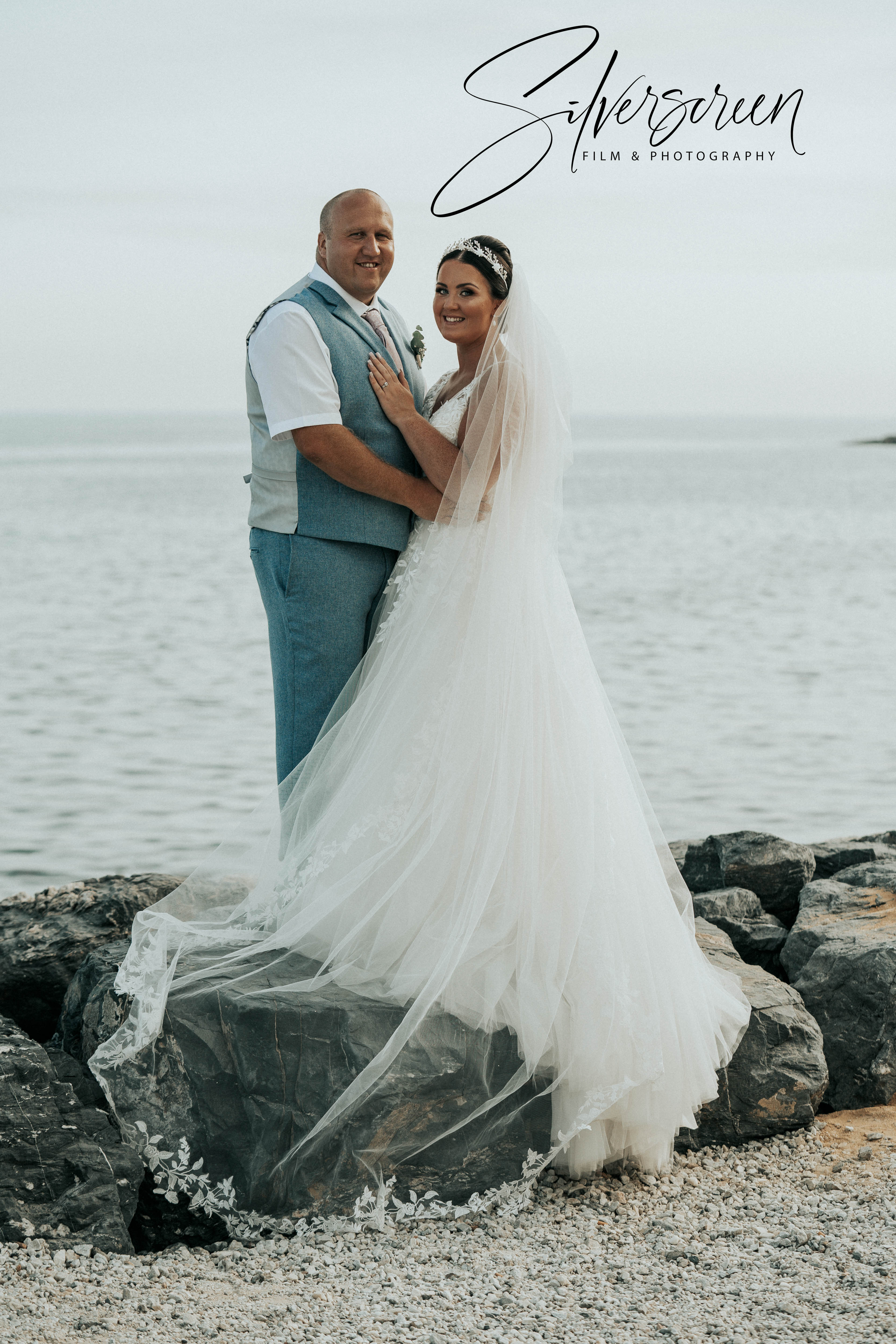 beach wedding photos sunset